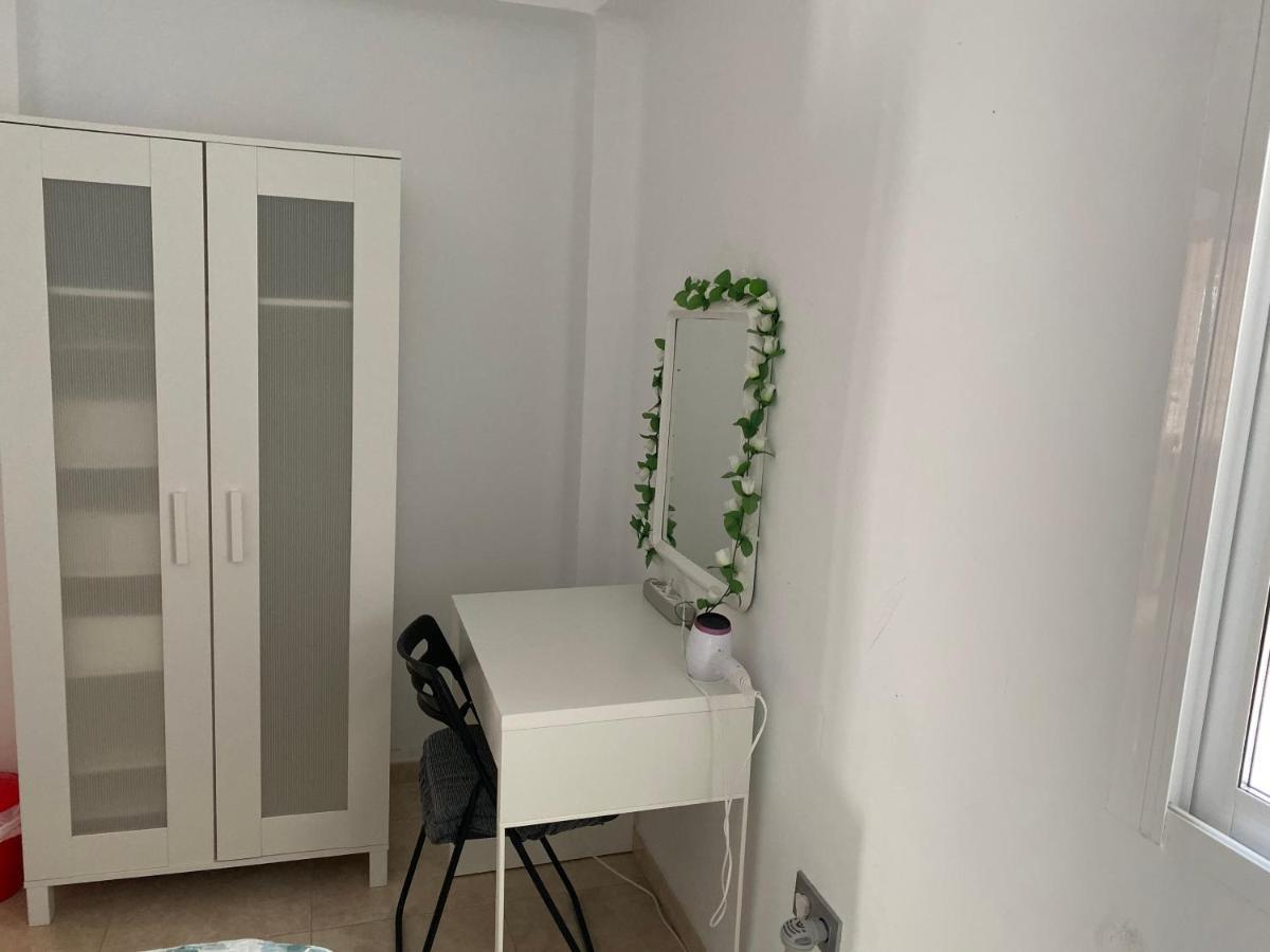 Malaga Centro Habitaciones Privada En Apartamento Compartidos Экстерьер фото